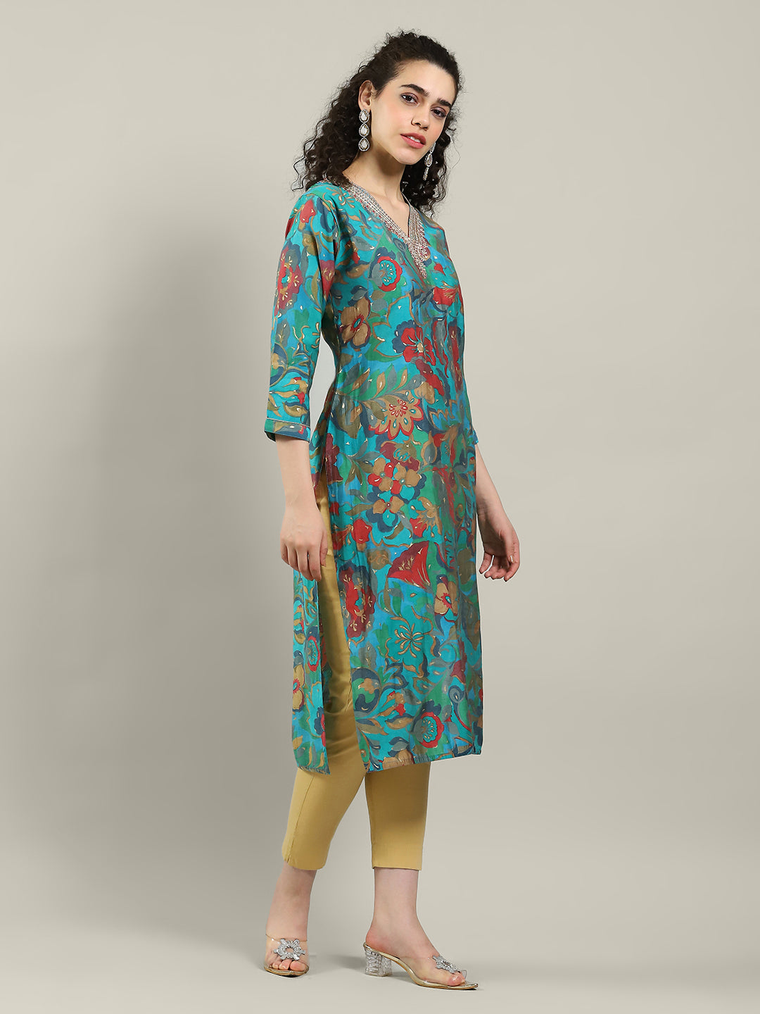 Printed Neck Embroidered Muslin Kurta