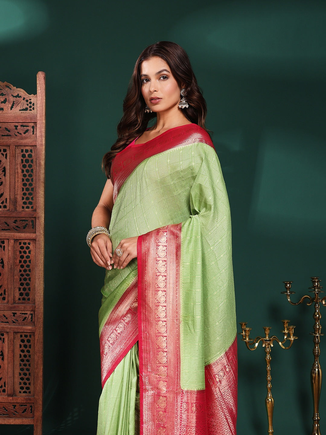 Plain Crepe Saree