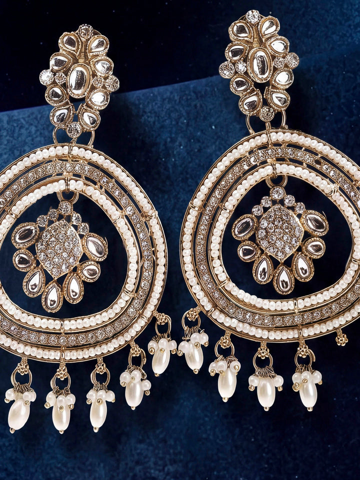Gold White Jewellery Pair