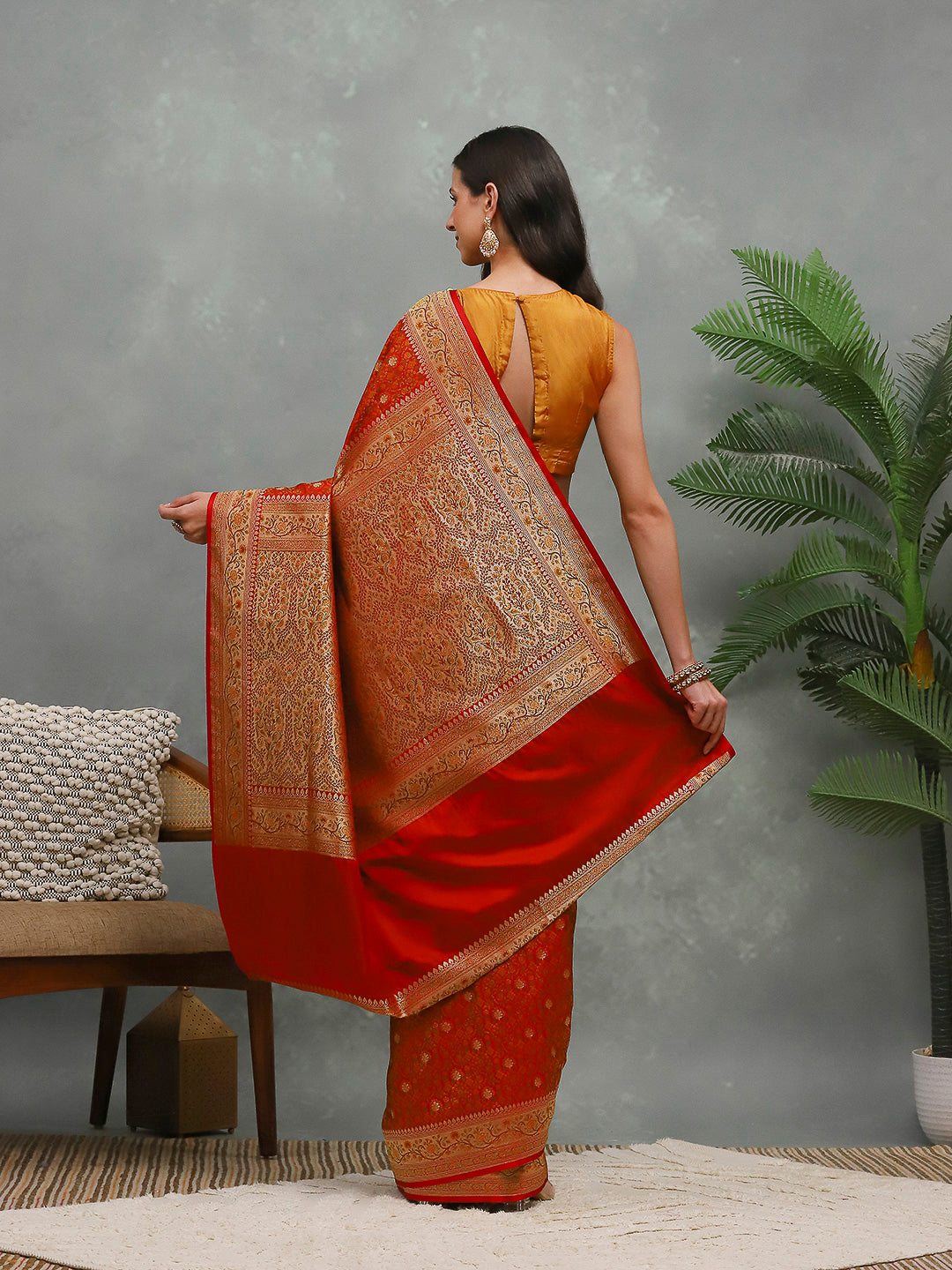 Jamavar Banarasi Woven Saree