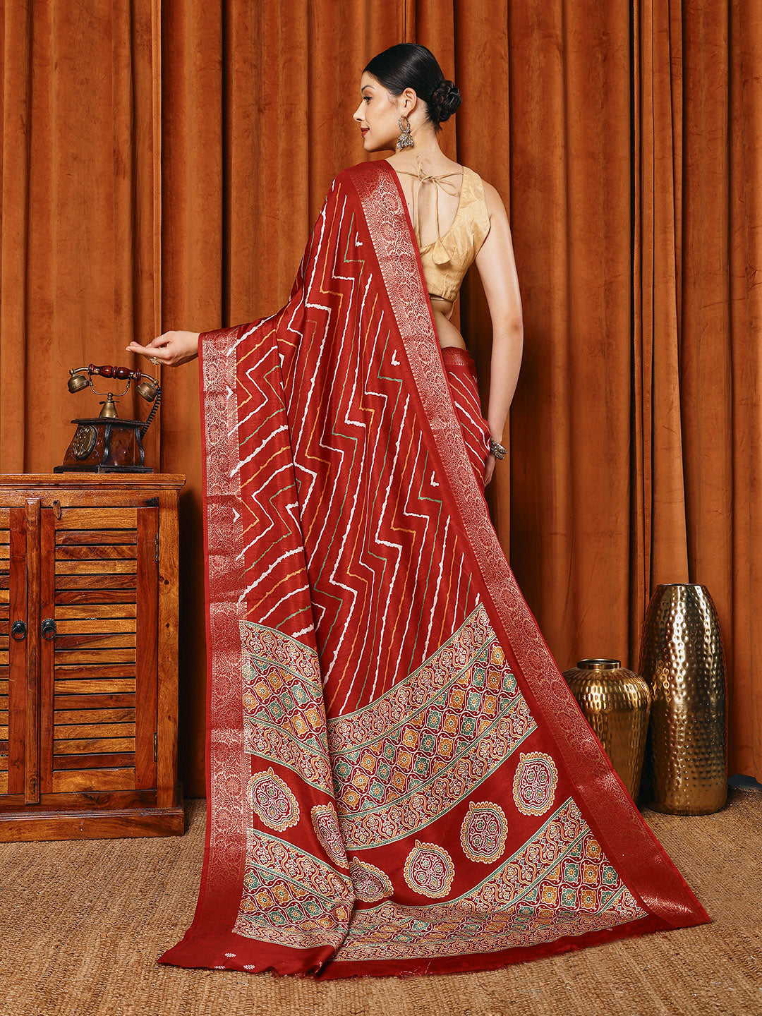 Digital Printed Art slik Saree