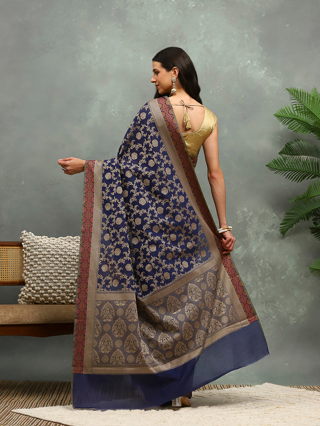 Resham Embroidered Cotton Blend Woven Saree