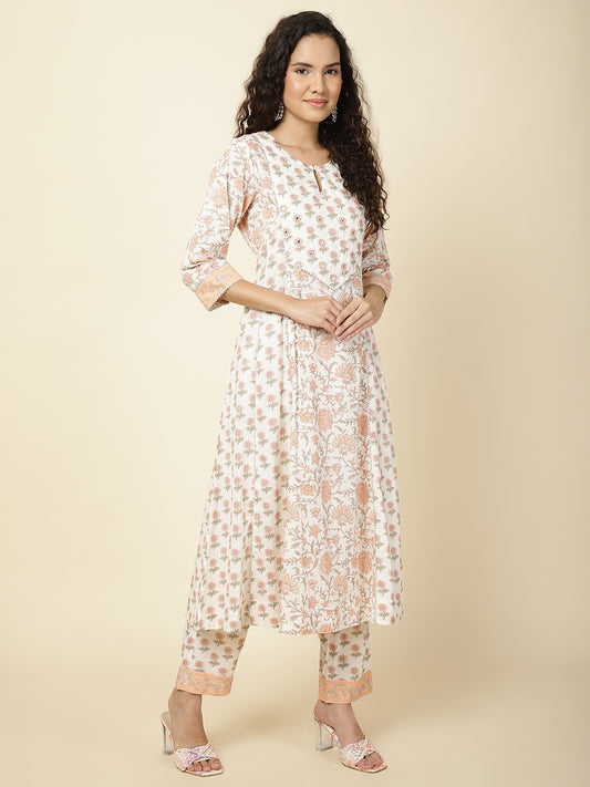 Floral Printed Kurta With Pants