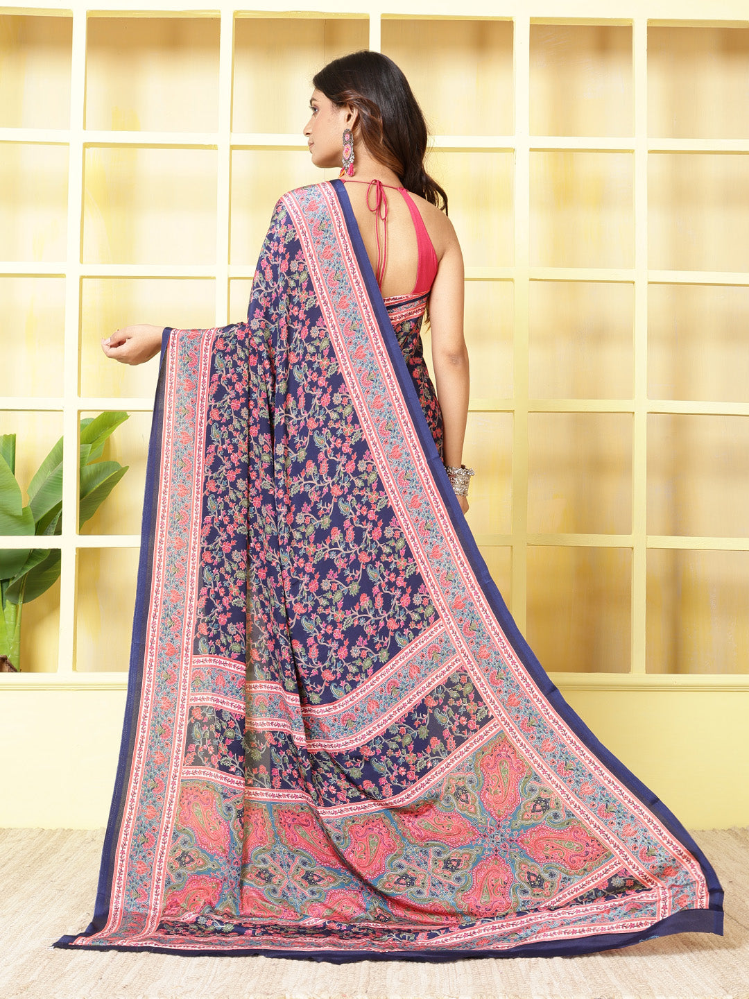 Floral Printed Crepe Saree