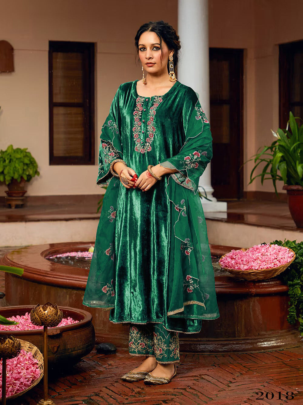 Embroidered Velvet Kurta With Pant &amp; Dupatta