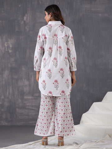 Floral Printed Cotton Blend  Kurta With Pants