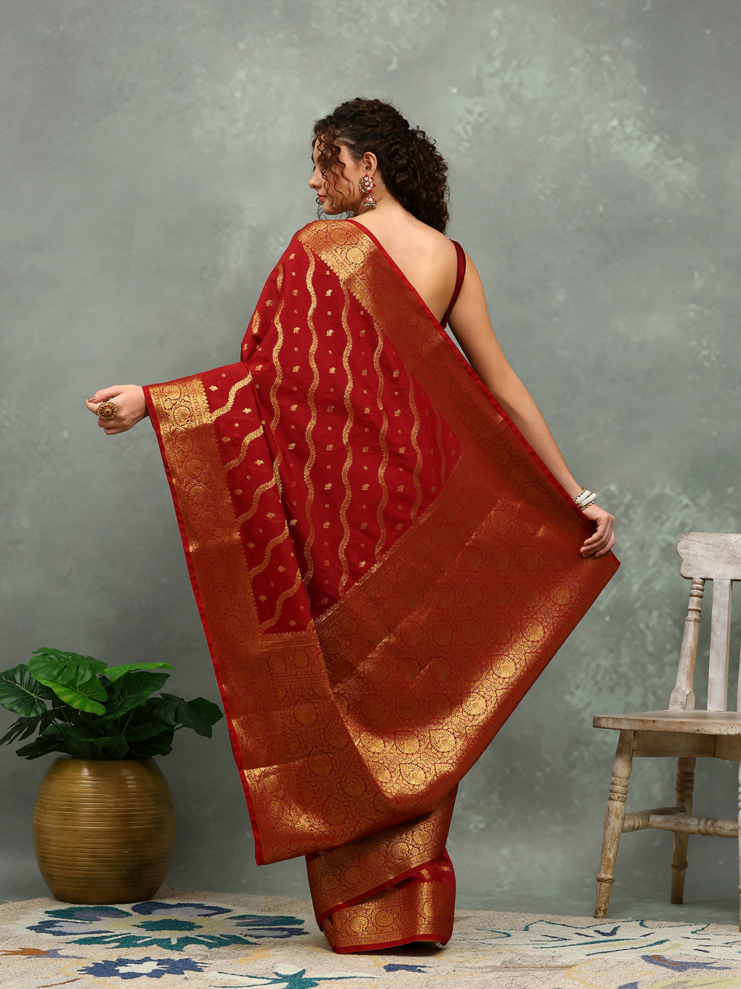 Wovn Border Art Silk Saree