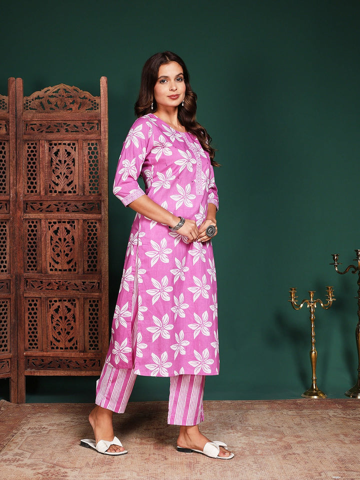 Printed Cotton Blend Kurta With Pant &amp; Dupatta