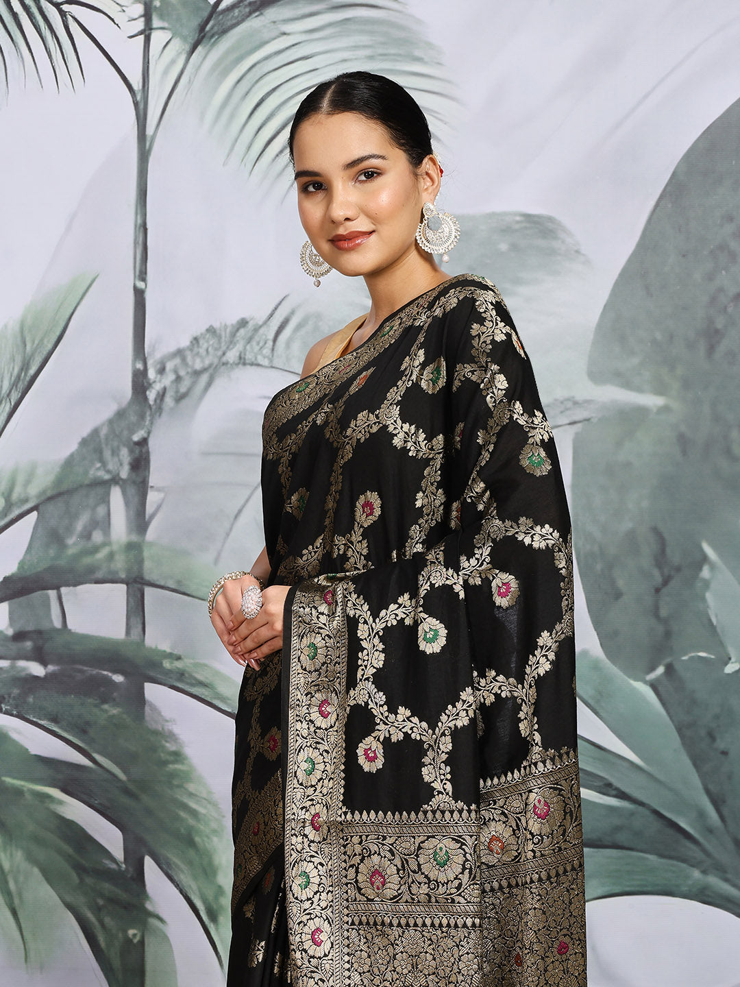 Zari Border Booti Cotton Blend Woven Saree
