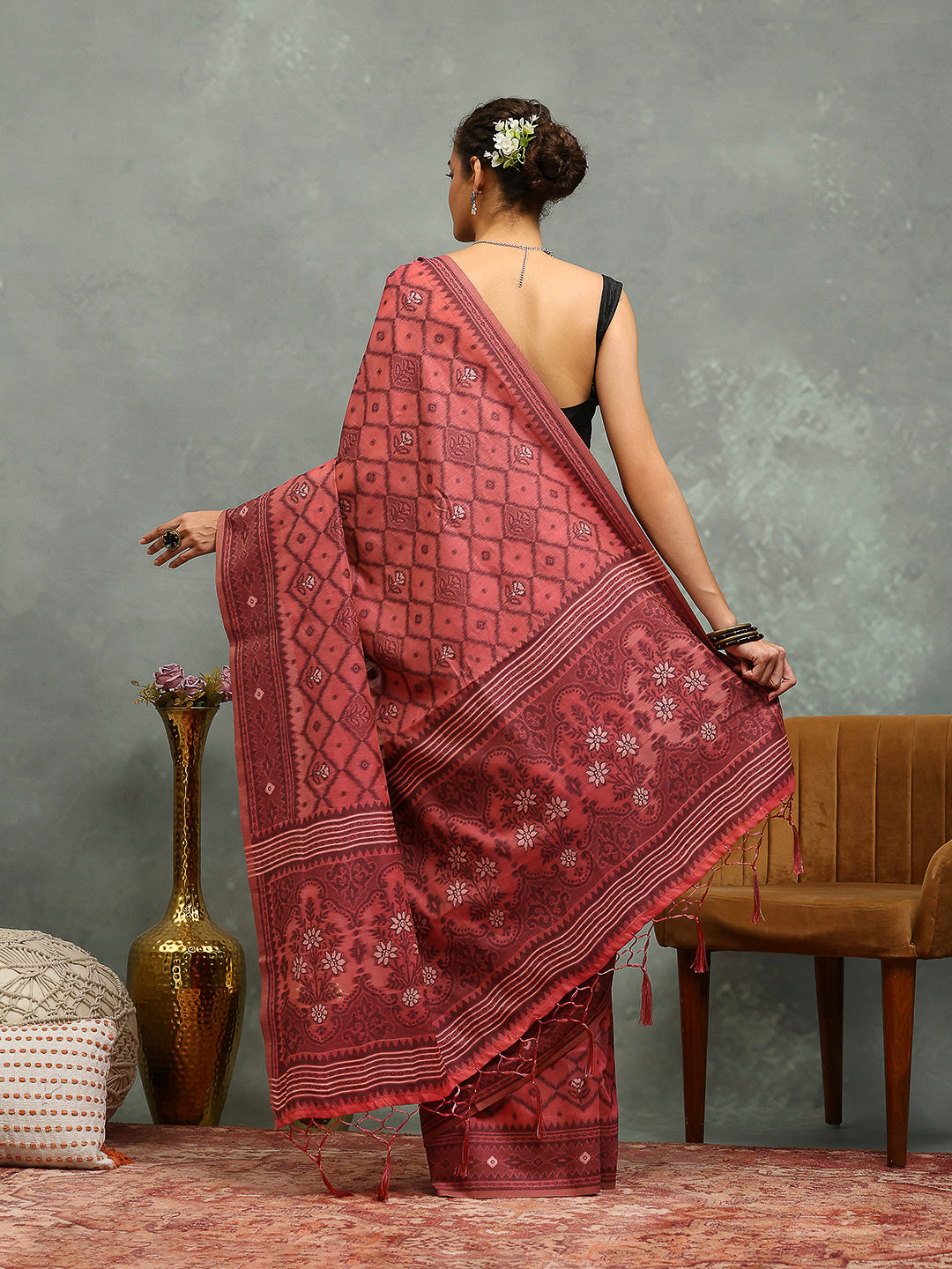 Resham Booti Woven Cotton Blend Saree