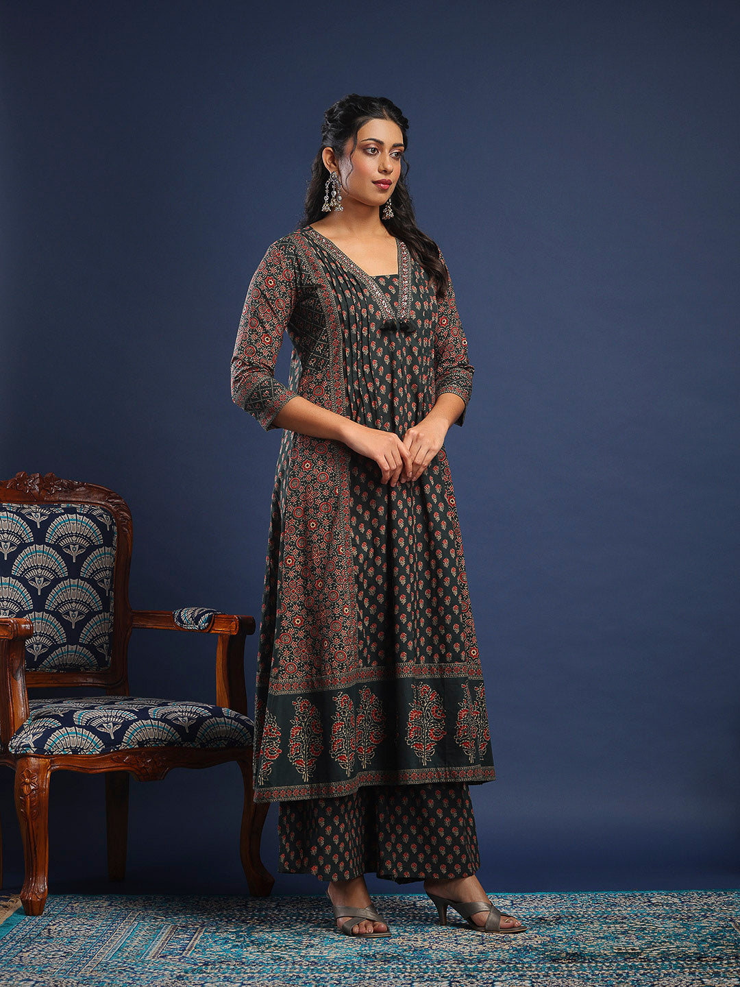 Bottle Green Cotton Blend Printed Straight Suit Set