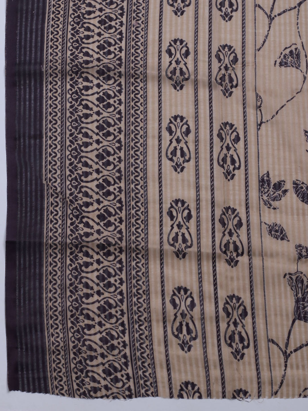 Patch Neck Cotton Blend Unstitched Suit With Dupatta