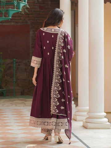 Resham Embroidery Cotton Blend Kurta With Pants & Dupatta