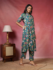 Printed Cotton Blend Kurta With Pants