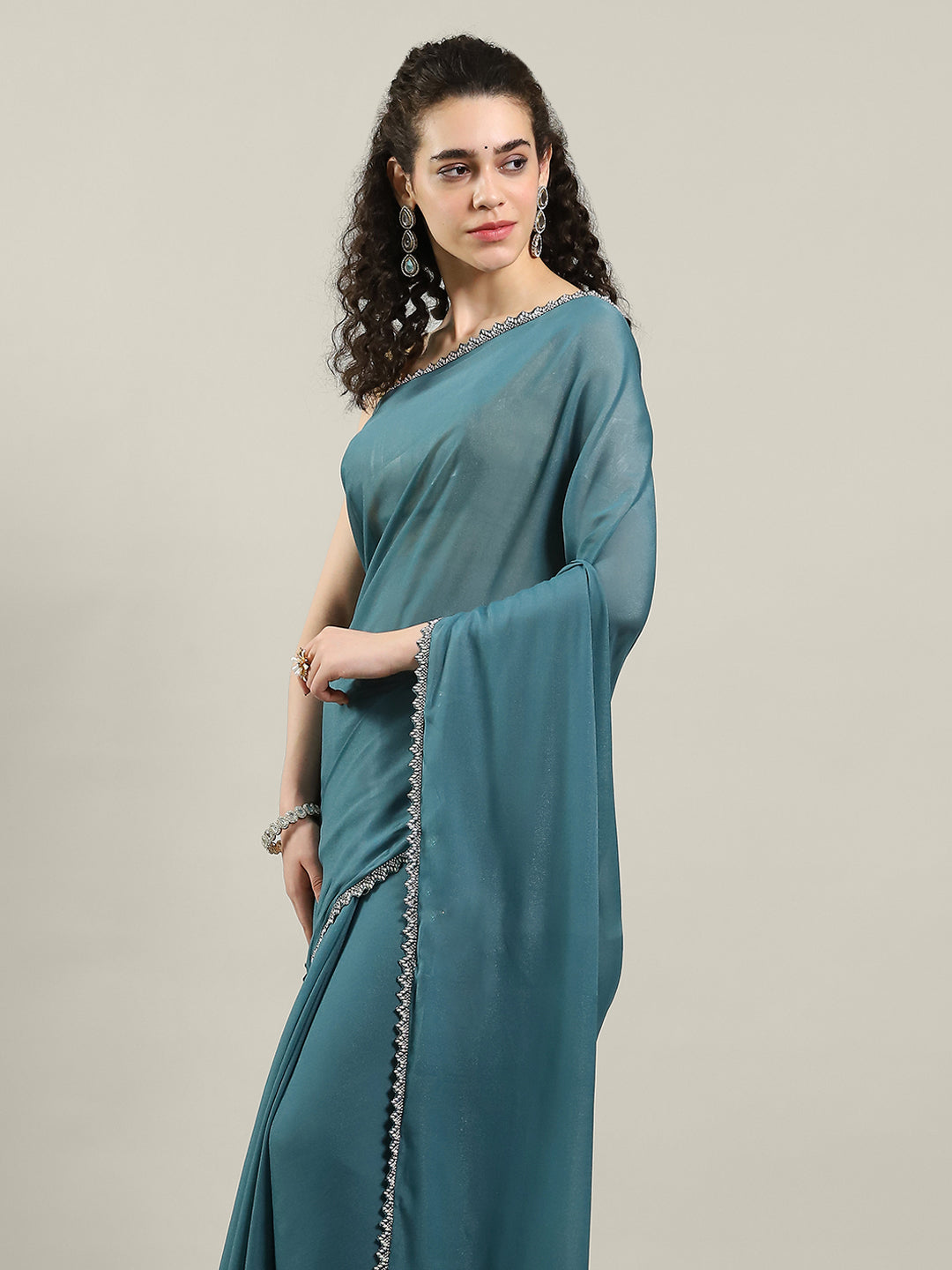 Plain Lace Border Georgette Saree
