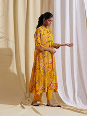 Floral Printed Collar Neck Muslin Kurta With Pants