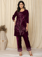 Zari Neck Embroidered Velvet Kurta With Pants