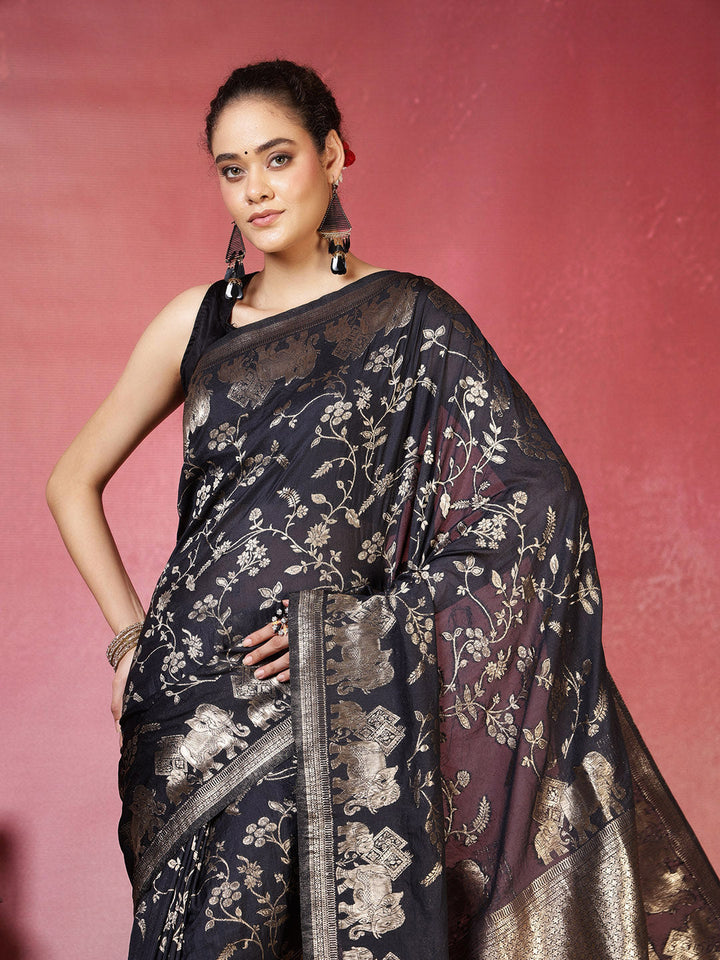 Embroidered Crepe Saree