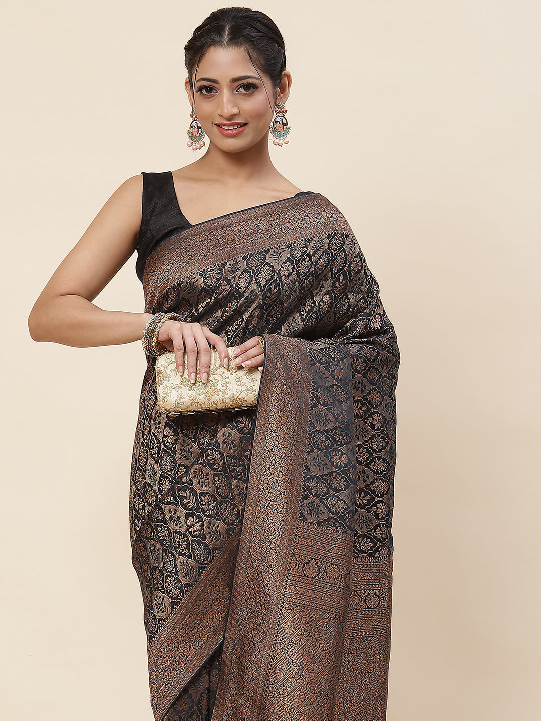 Zari Jaal Woven Crepe Saree