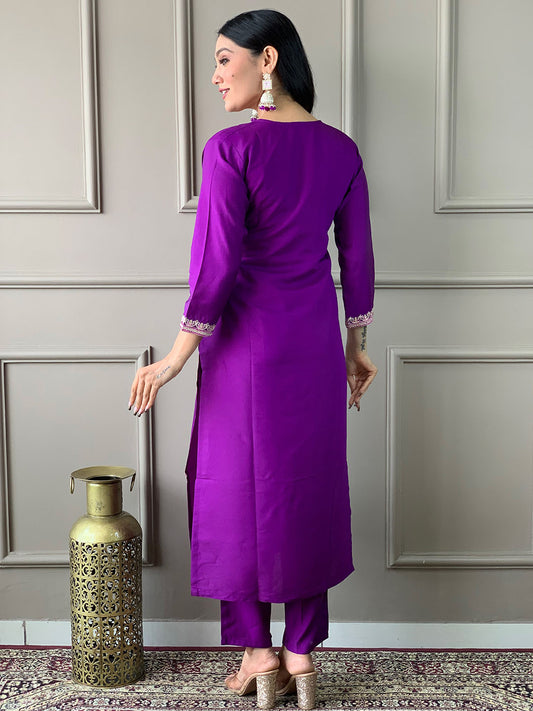 Resham Embroidered Handloom Kurta With Pant & Dupatta