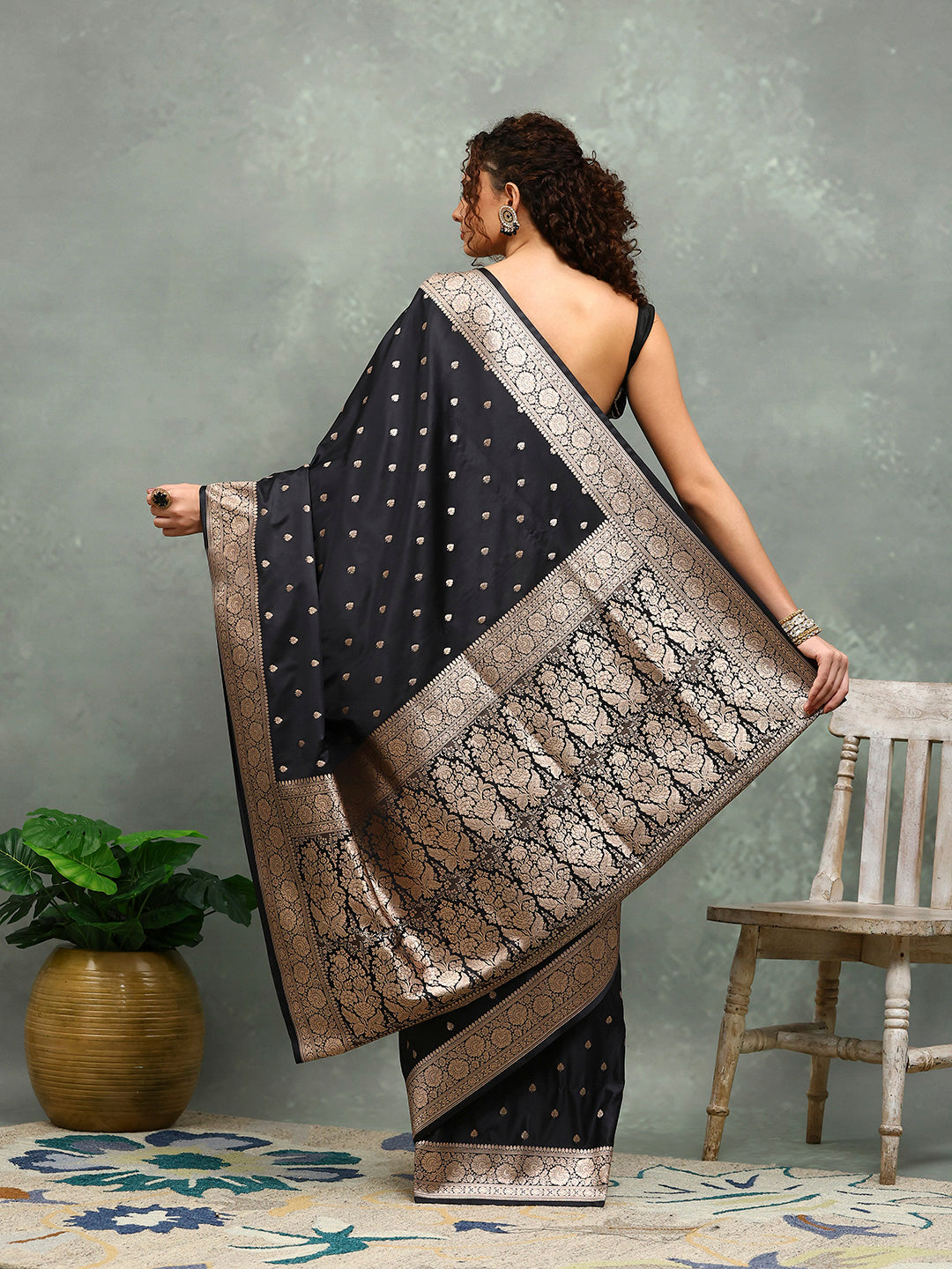 Zari Border Booti Art Silk Woven Saree