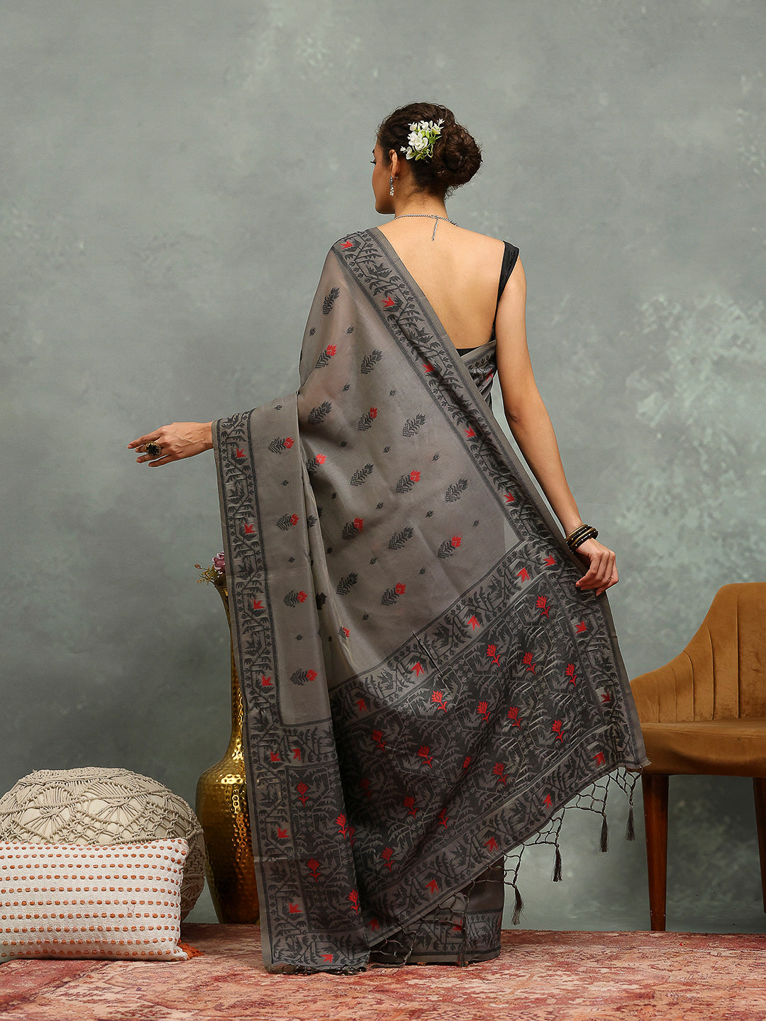 Resham Booti Woven Cotton Blend Saree