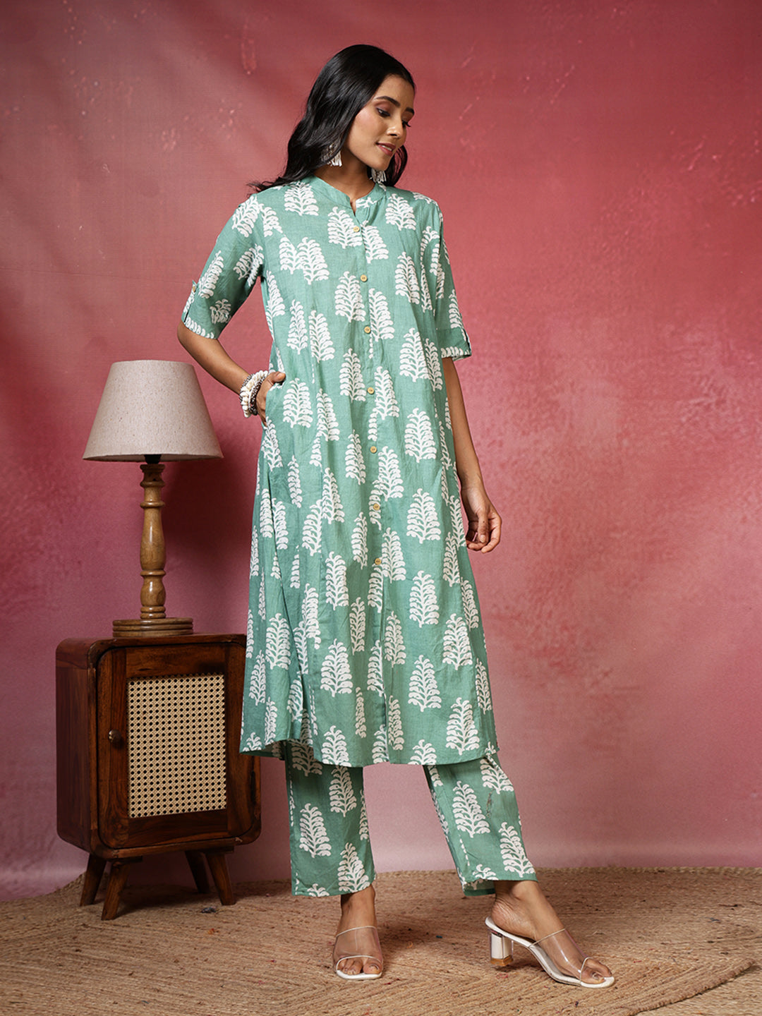 Printed Cotton Blend Kurta With Pants