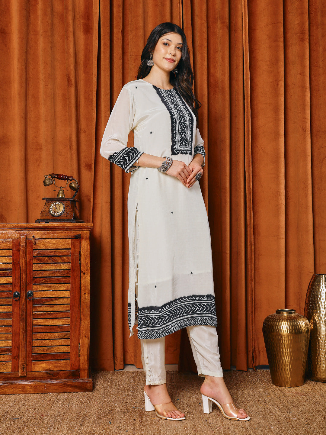 Embroidered Crepe Kurta With Pants &amp; Dupatta