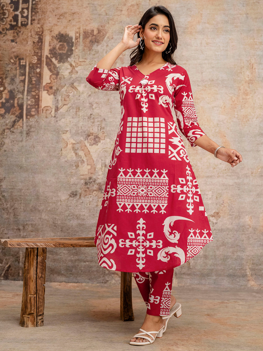 Printed Cotton Blend Kurta With Pants