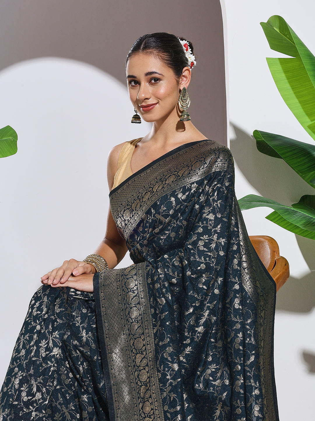 Zaari Jaal Crepe Saree