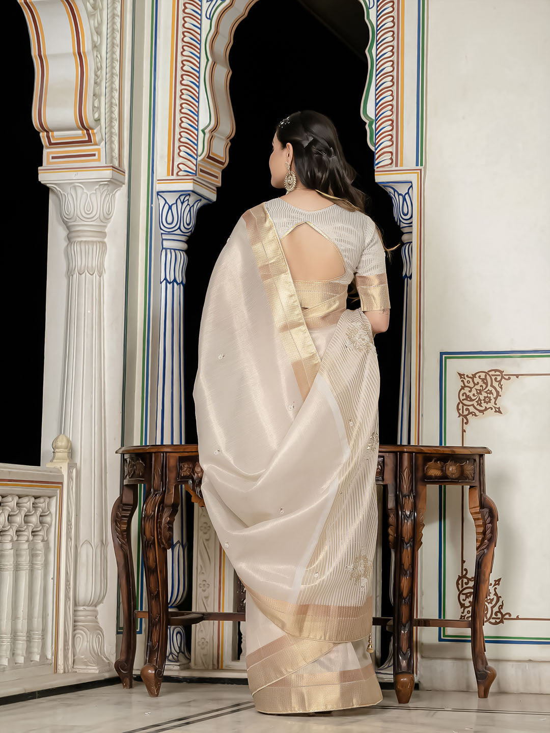 Embroidered Linen Blend Saree