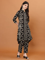 Printed Cotton Blend Kurti With Pants