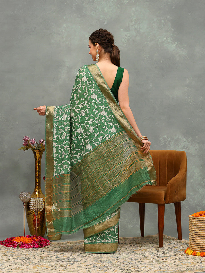 Thread Embroidered Chiffon Saree