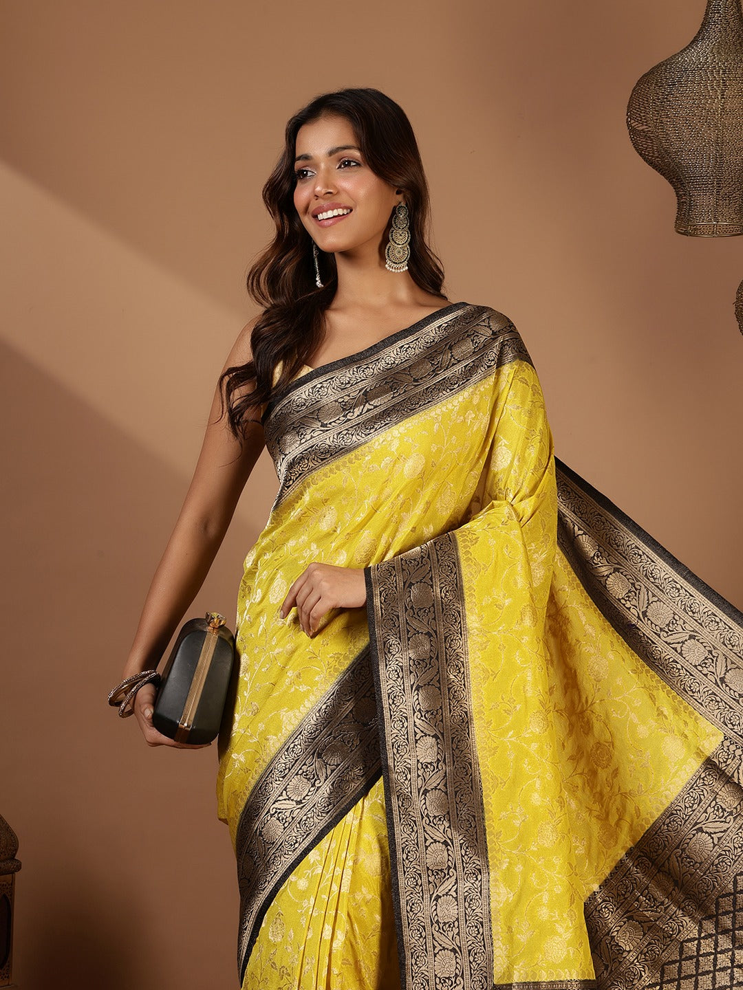 Plain Crepe Saree
