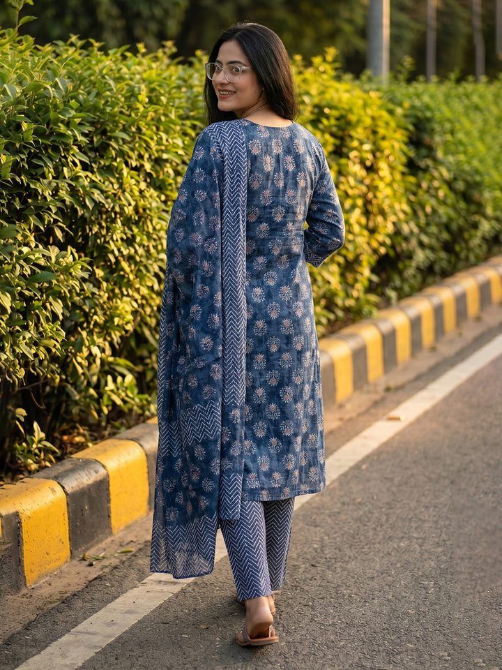 Blue Printed Cotton Blend Straight V Neck Suit Set