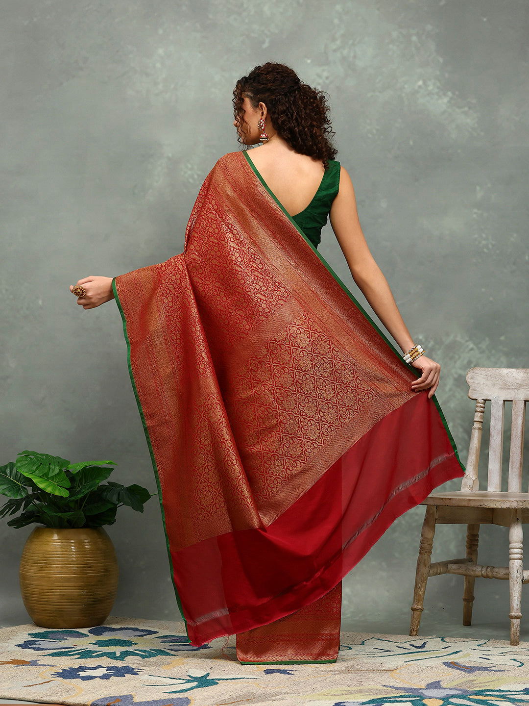 Wovn Border Art Silk Saree