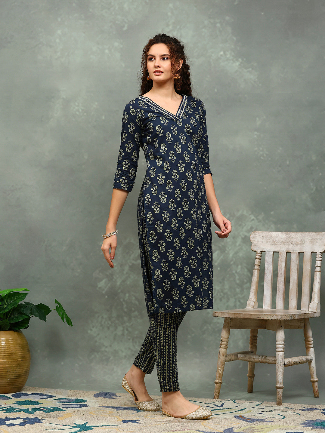 Printed Cotton Blend Kurta With Pants & Dupatta
