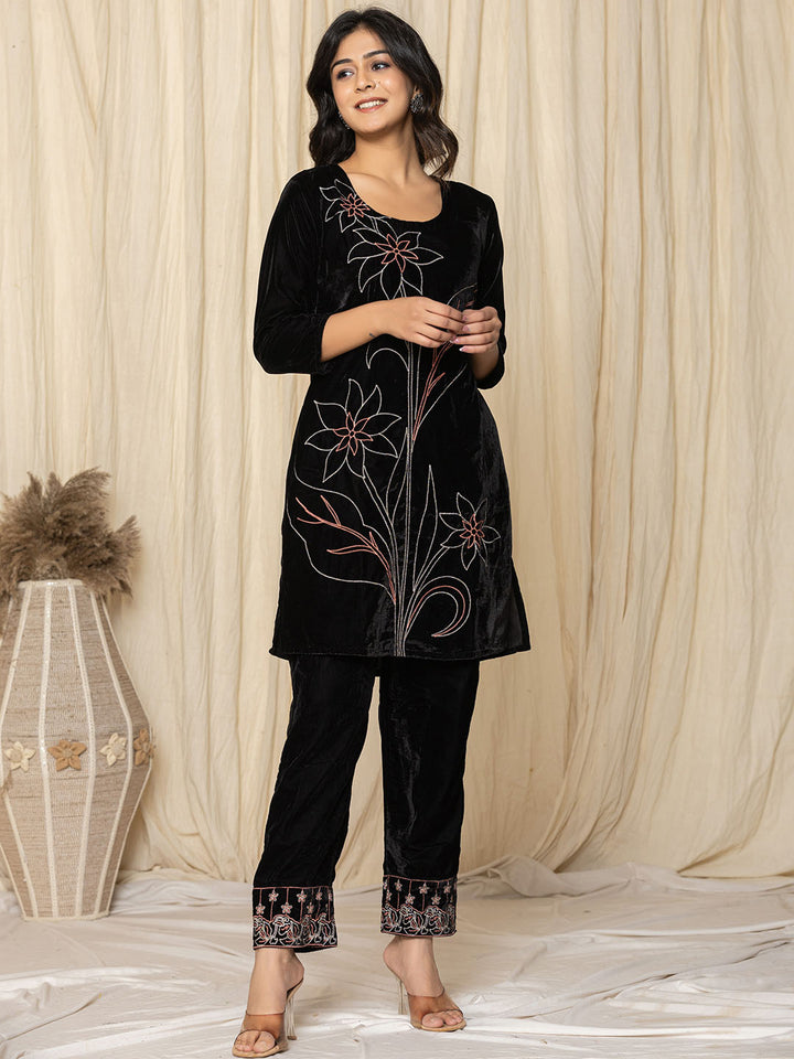 Black Velvet Floral Embroidered Kurta with Straight Pants