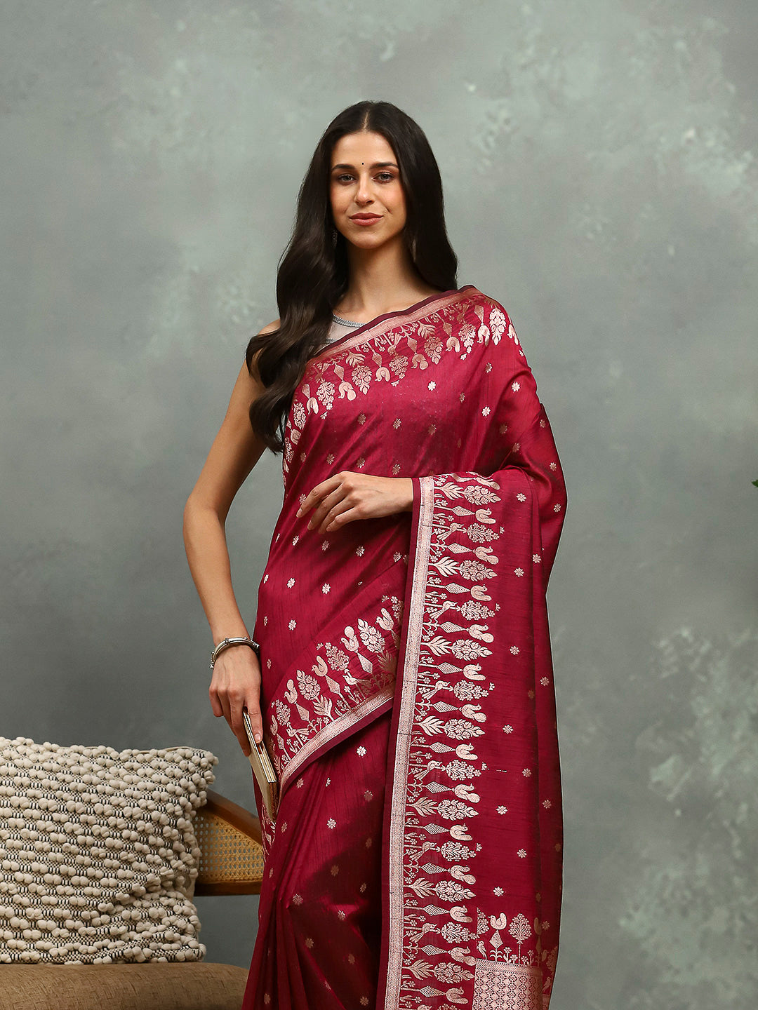 Zari Border Booti Cotton Blend Woven Saree