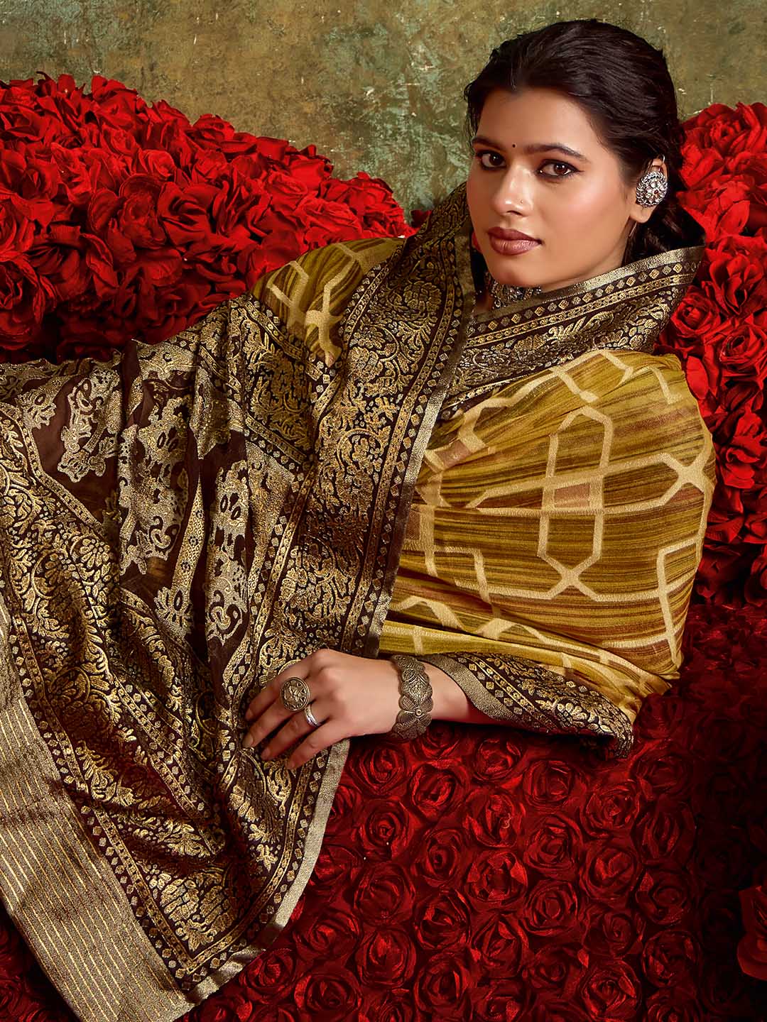 Abstract Print Georgette Saree