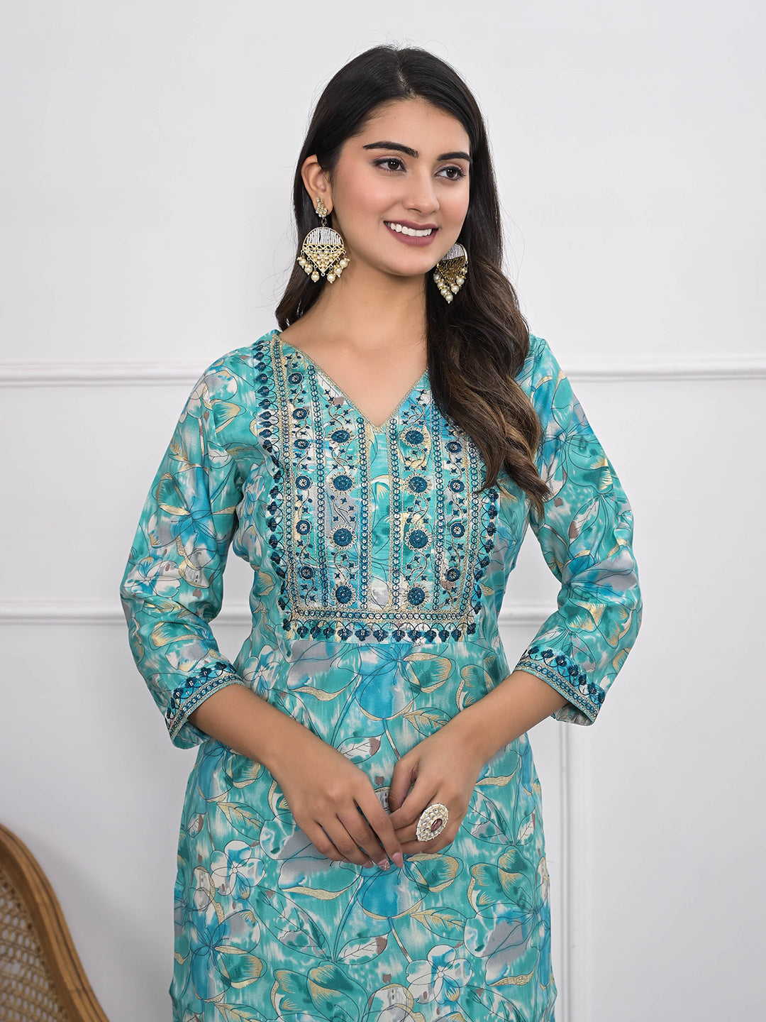 Printed Neck Embroidered Cotton Blend Kurta