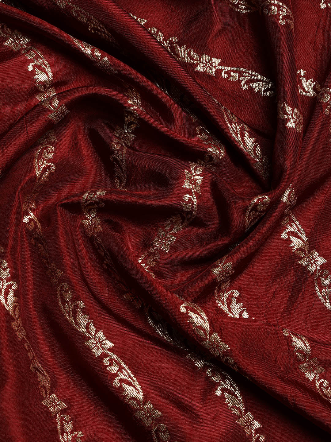 Zari Embroidered Chanderi Unstitched Suit With Dupatta