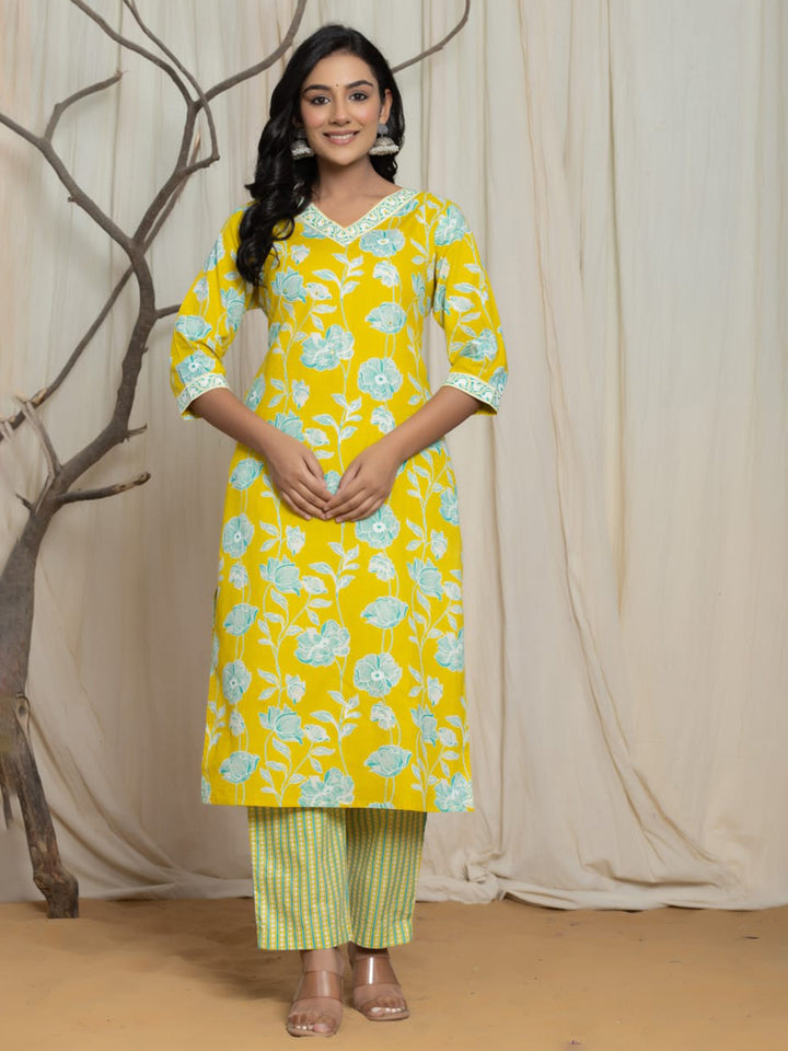 Yellow Embroidered Cotton Blend Straight Suit Set With Dupatta