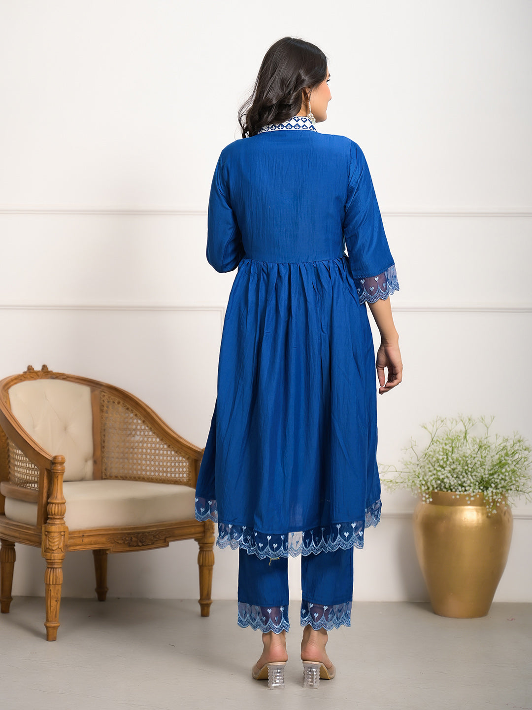 Neck Embroidery Muslin Kurta With Pants &amp; Dupatta
