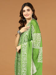 Neck Patti Printed Cotton Unstitched Suit Piece With Dupatta