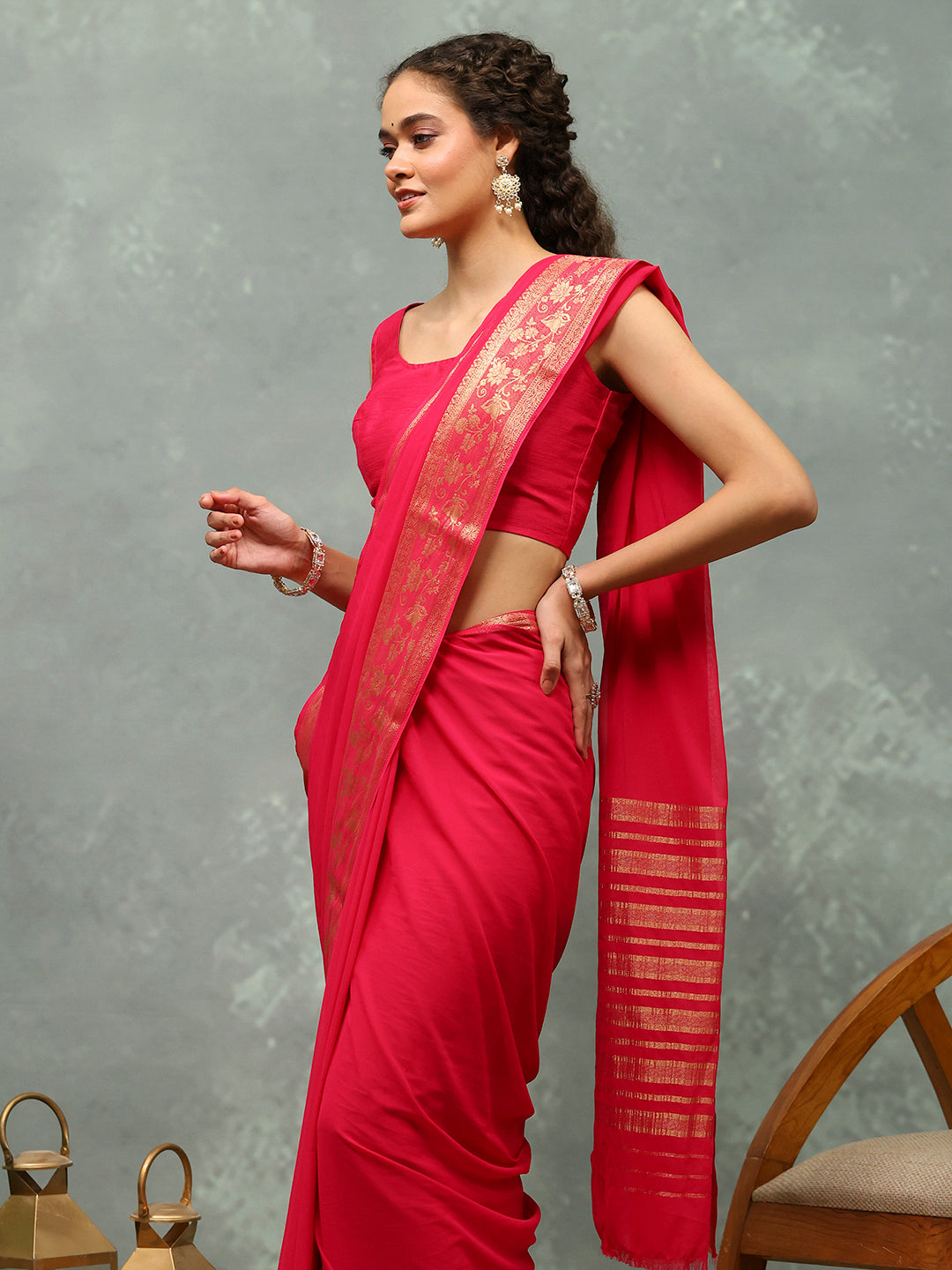 Woven Border Chiffon Woven Saree