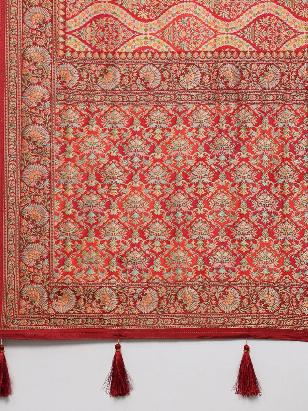 Zari Jaal Georgette Woven Saree