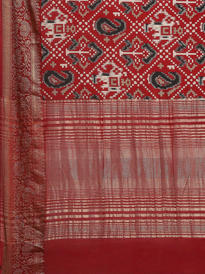 Patola Zari Border Printed Cotton Blend Woven Saree