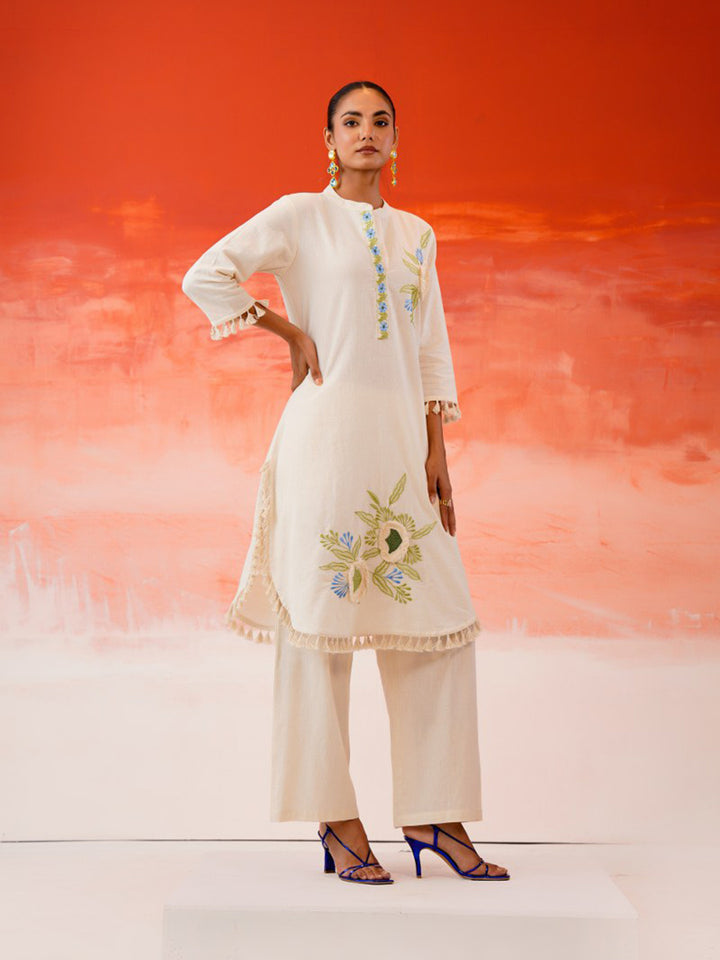 Cream Cotton Blend Printed Straight Kurta With Pant