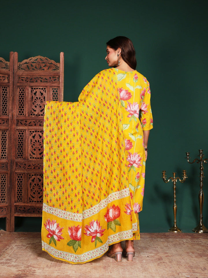Floral Printed Cotton Blend Kurta With Pant &amp; Dupatta